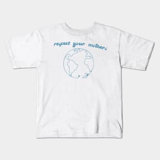 save your mothers Kids T-Shirt